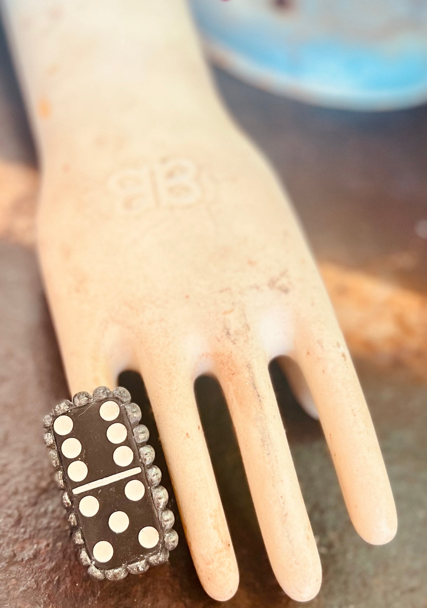 Domino Ring - Black