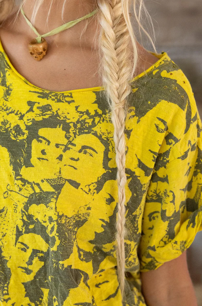 Mural Frida Tee - Electric Sunflower